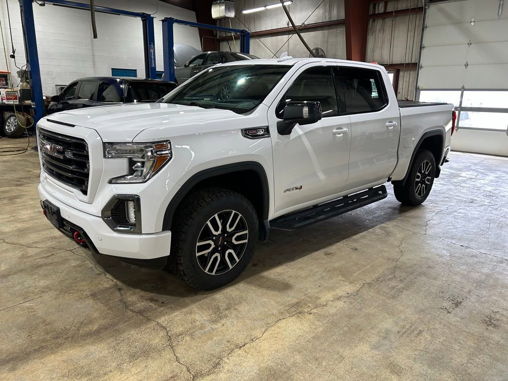 2020 GMC Sierra AT4 4WD Crew Cab Short Box's photo