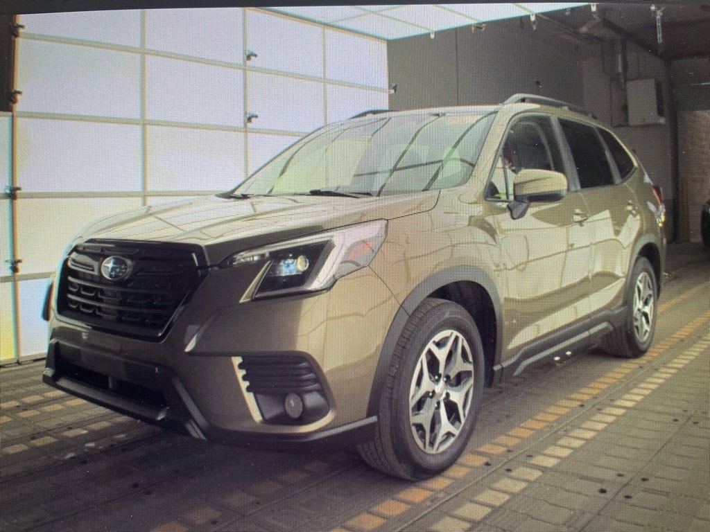 2023 Subaru Forester Premium