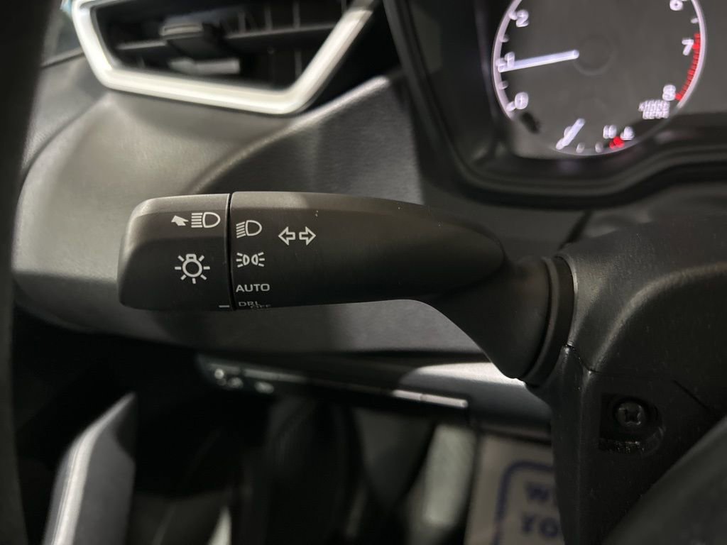 2024 Toyota Corolla LE - Photo 18