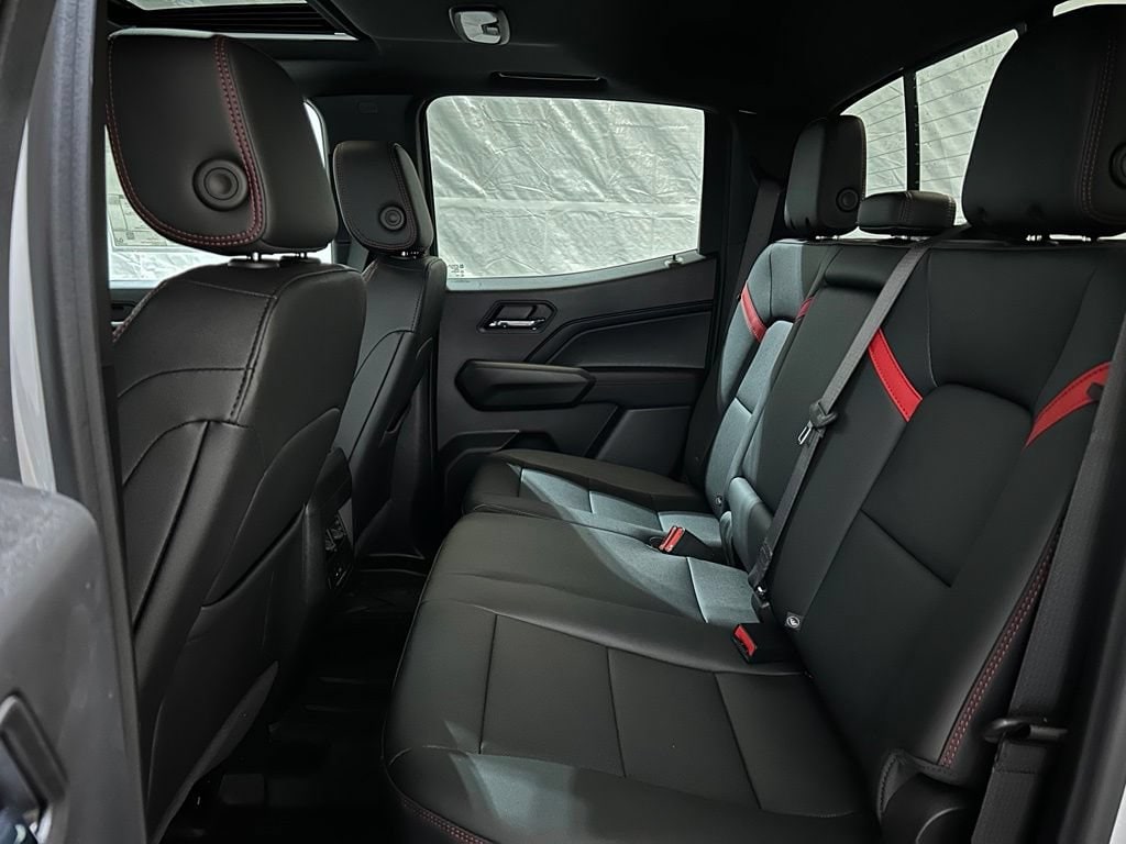 2026 Chevrolet Colorado Z71 - Photo 32
