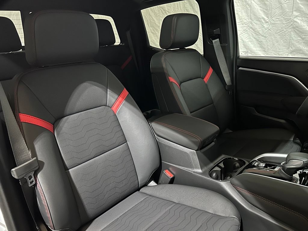 2026 Chevrolet Colorado Z71 - Photo 39