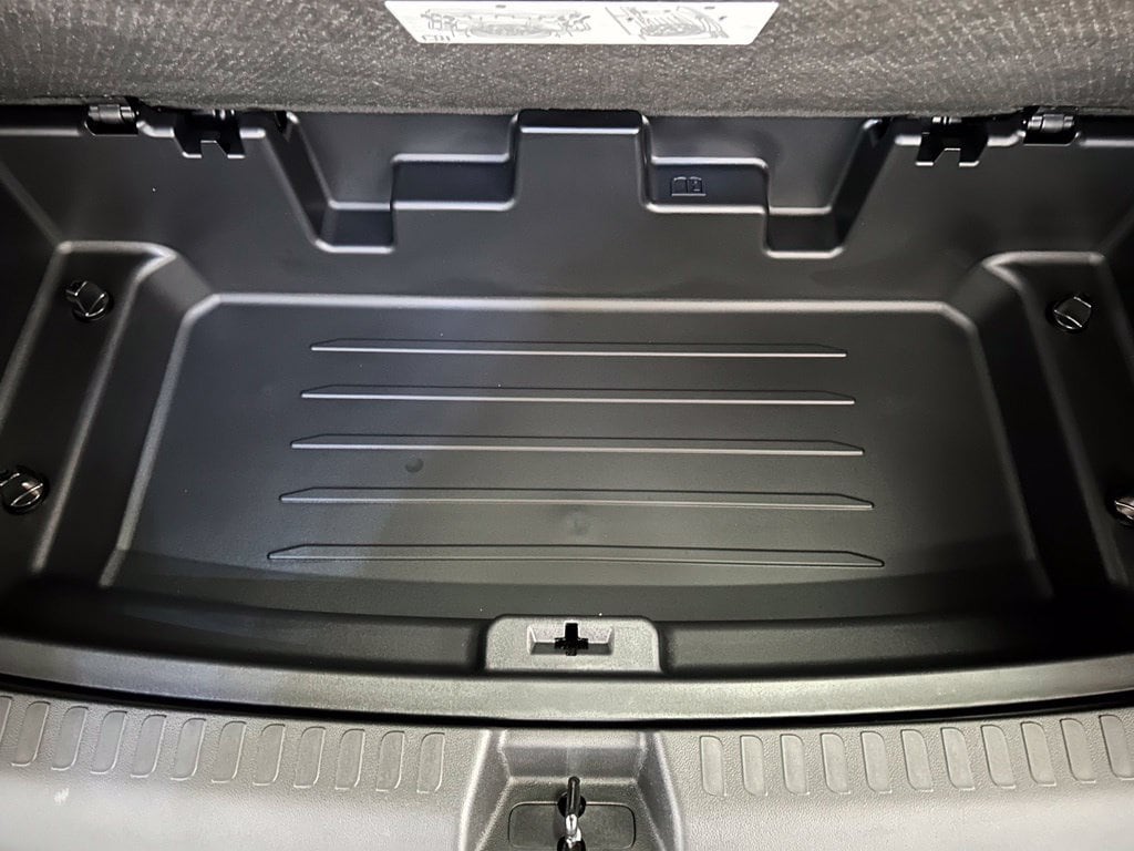 2027 Chevrolet Traverse RS - Photo 19