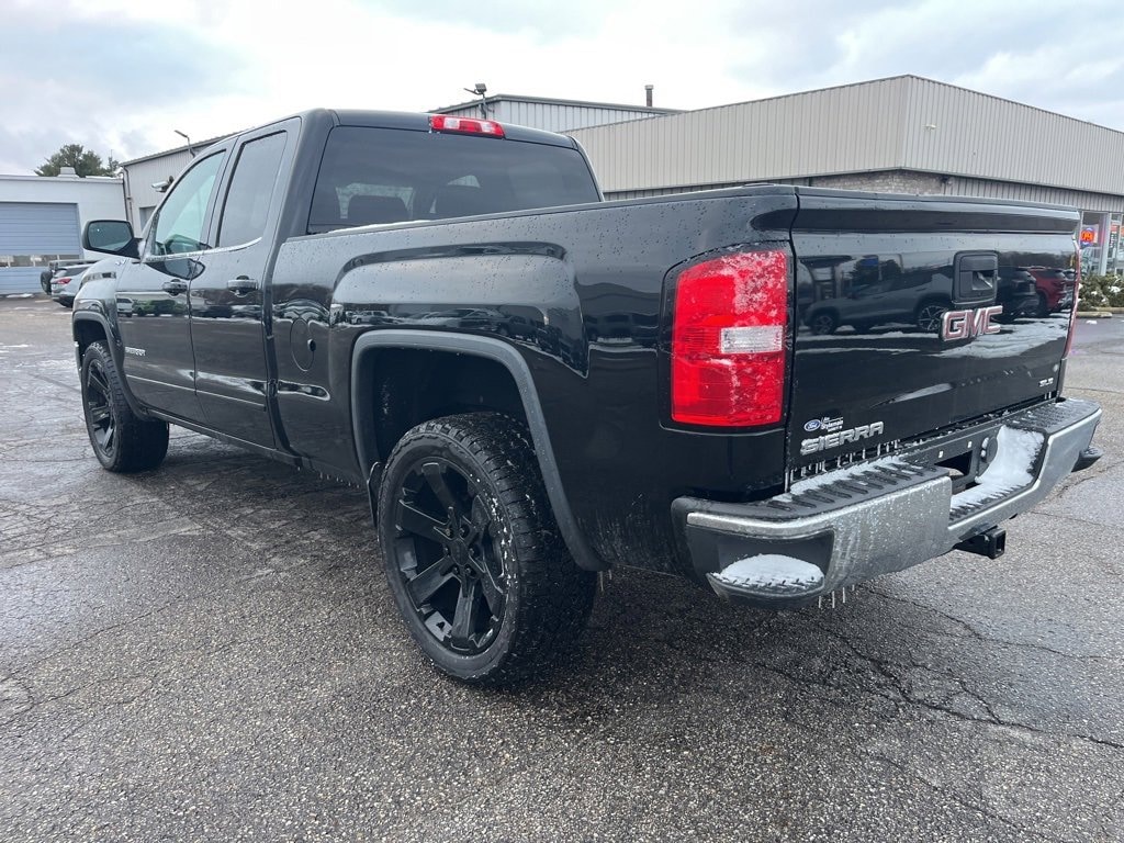 Used 2018 GMC Sierra 1500 SLE Truck