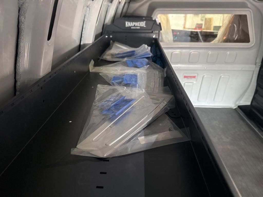 2024 GMC Savana Cargo Work Van - Photo 22
