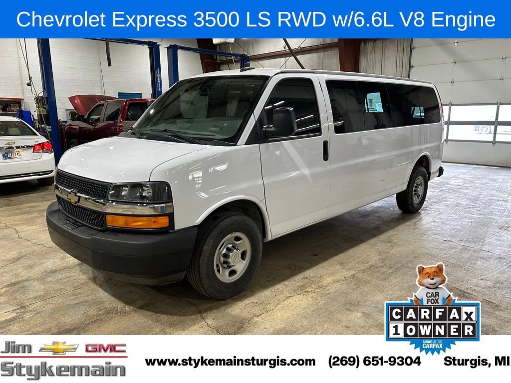 2021 Chevrolet Express 3500 LS Extended's photo