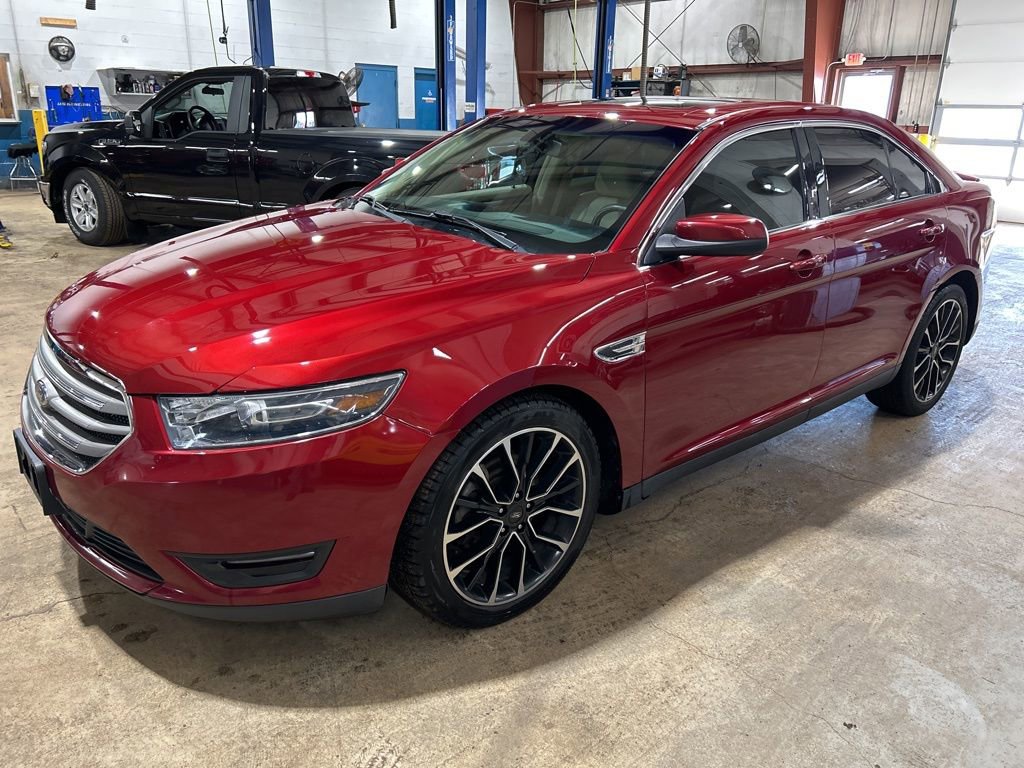 2017 Ford Taurus SEL