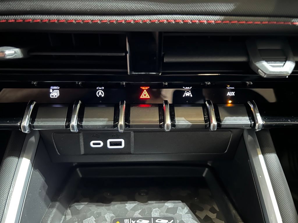 2026 Chevrolet Colorado Z71 - Photo 27