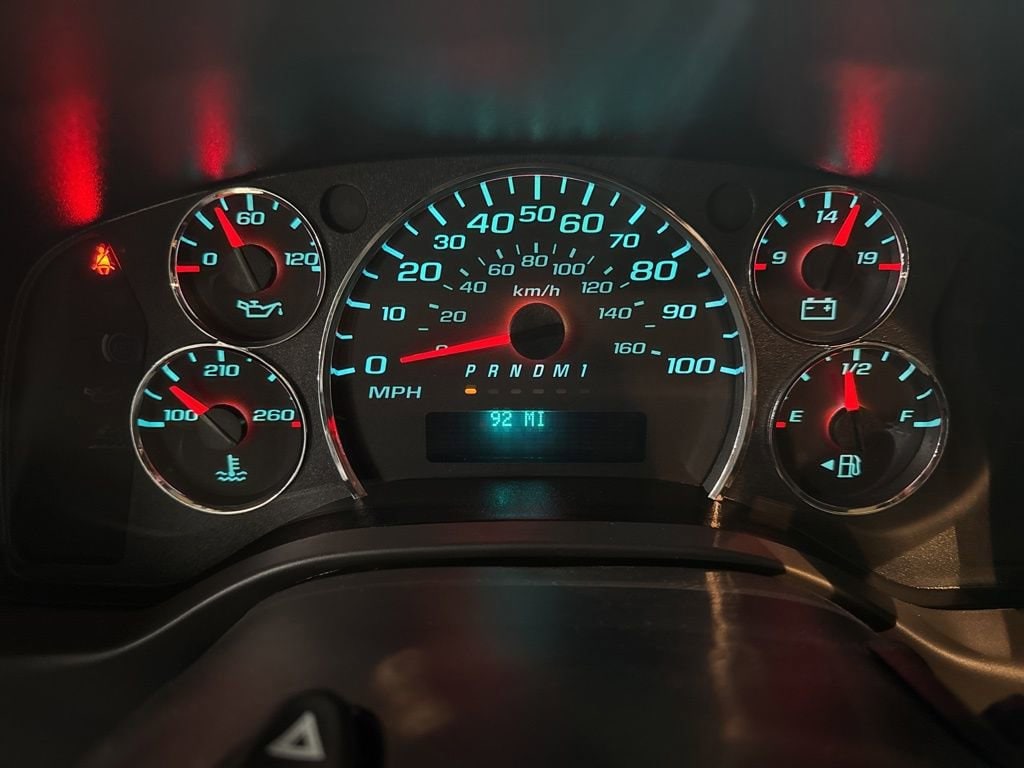 2024 GMC Savana Cargo Work Van - Photo 14