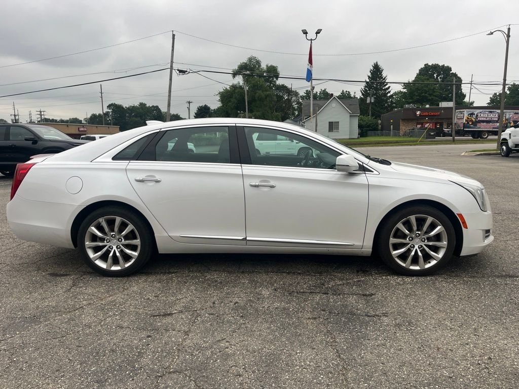 Used 2017 Cadillac XTS Luxury with VIN 2G61N5S36H9124613 for sale in Sturgis, MI