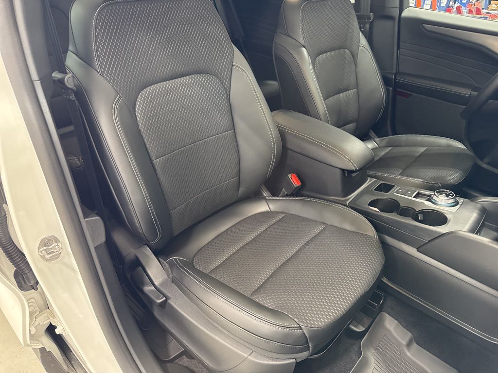 2025 Ford Escape Plug-in hybrid PHEV - Photo 33