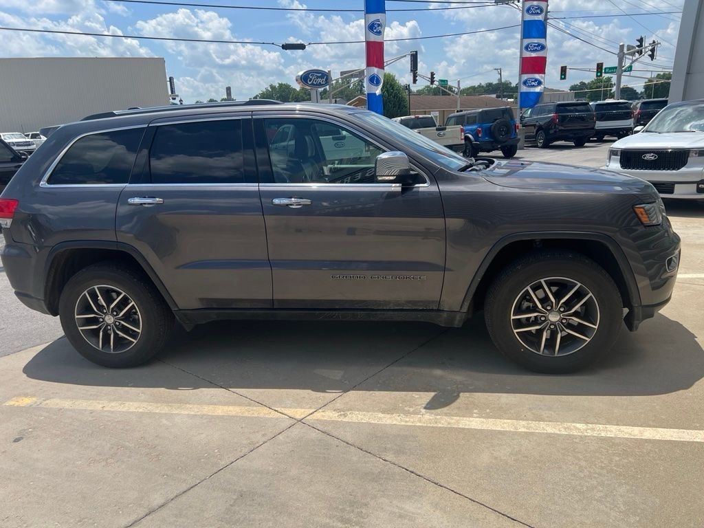 Used 2017 Jeep Grand Cherokee Limited with VIN 1C4RJFBGXHC776101 for sale in Garrett, IN