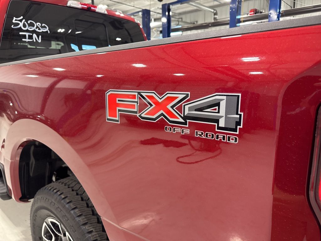 2026 Ford F-250 Super Duty Platinum - Photo 9
