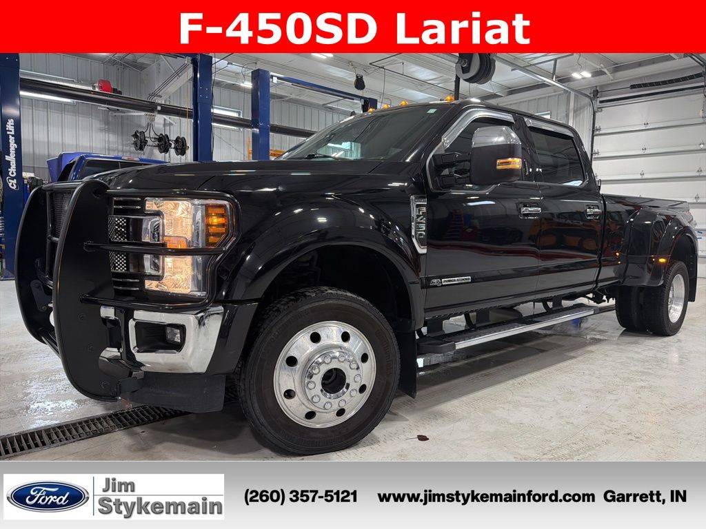 2019 Ford F-450 Lariat 4x4 Crew Cab 8' Box DRW's photo