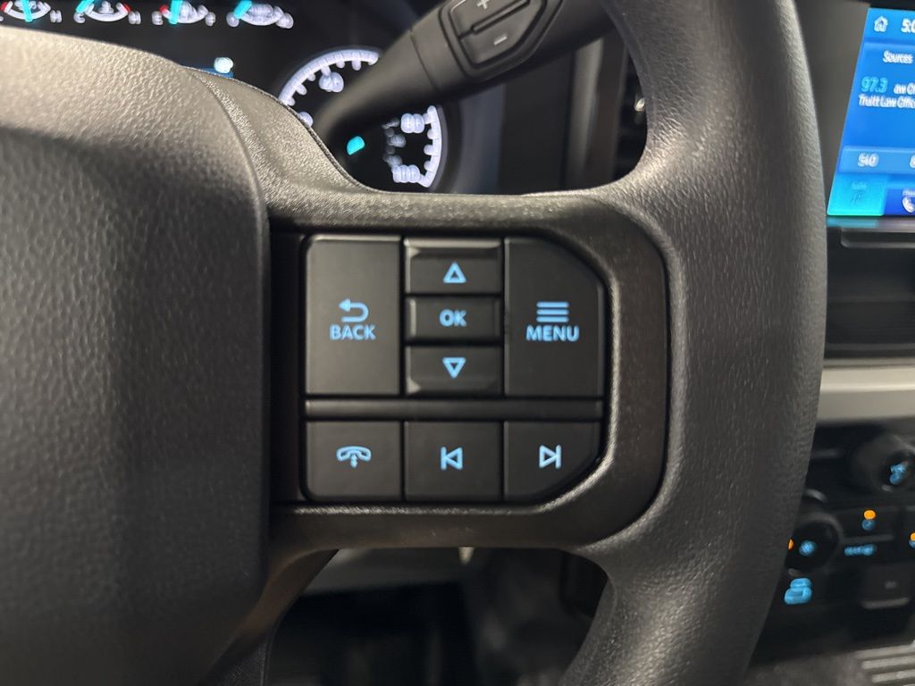 2025 Ford F-450 Super Duty Chassis Cab XL - Photo 18