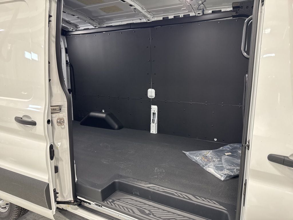 2025 Ford Transit Van Base - Photo 9