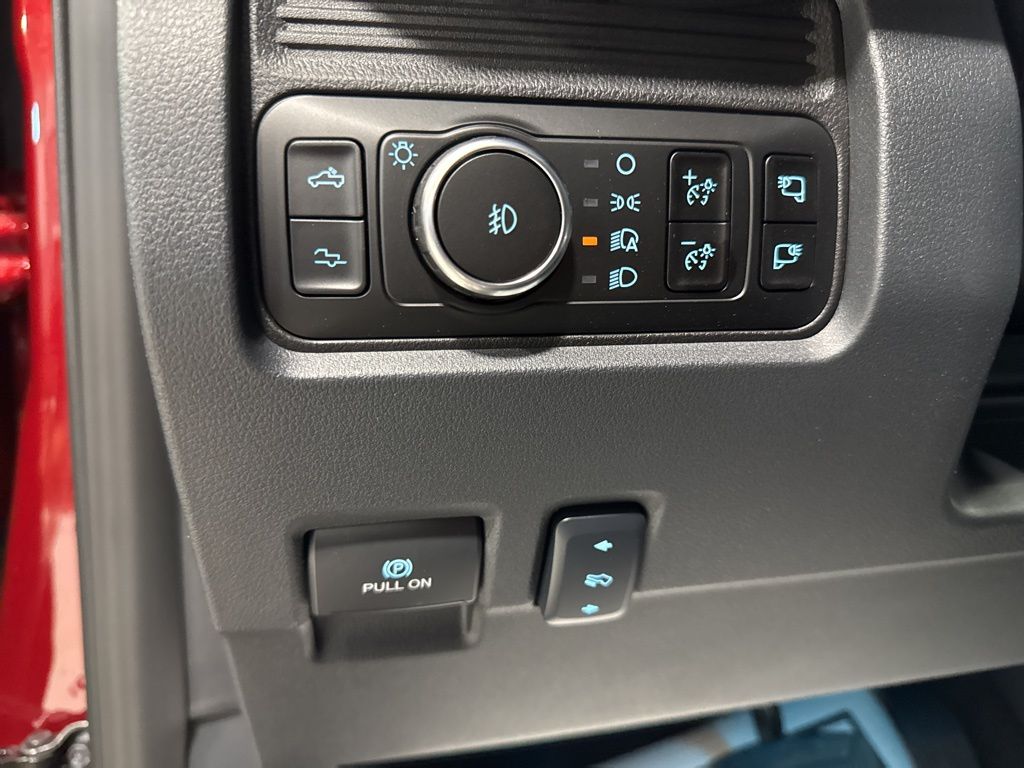 2026 Ford F-250 Super Duty Platinum - Photo 23