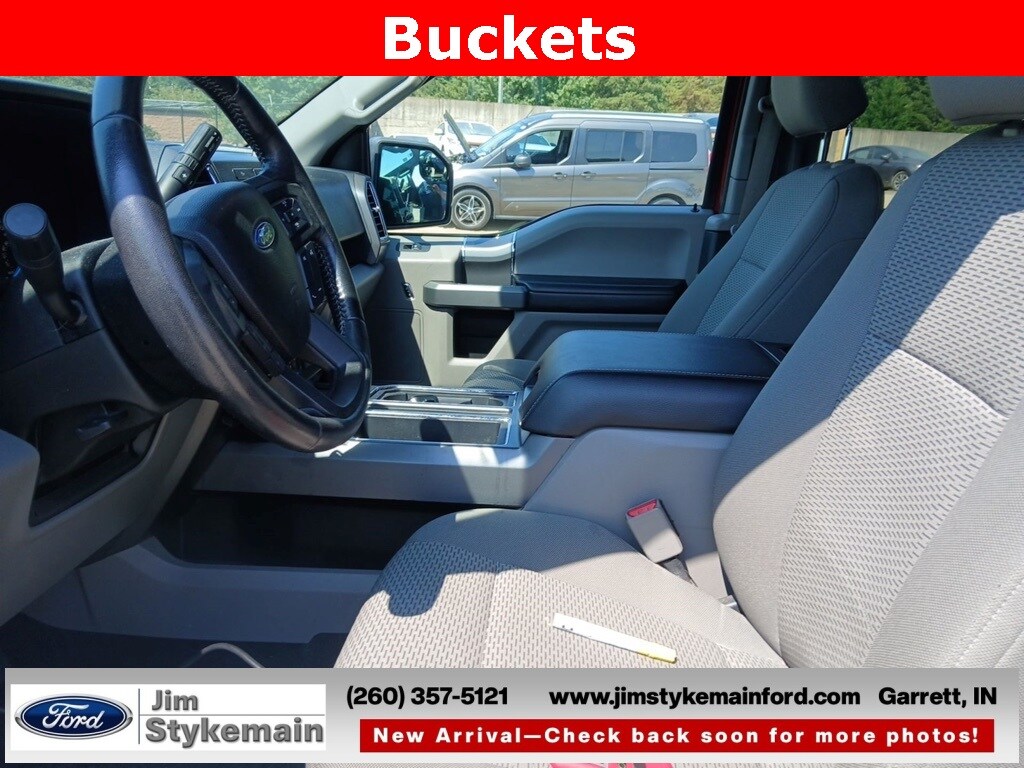 2017 Ford F-150 XLT photo 2