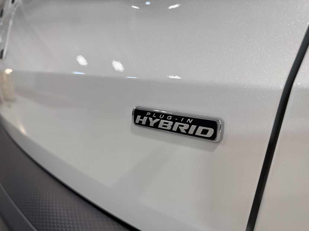 2025 Ford Escape Plug-in hybrid PHEV - Photo 9