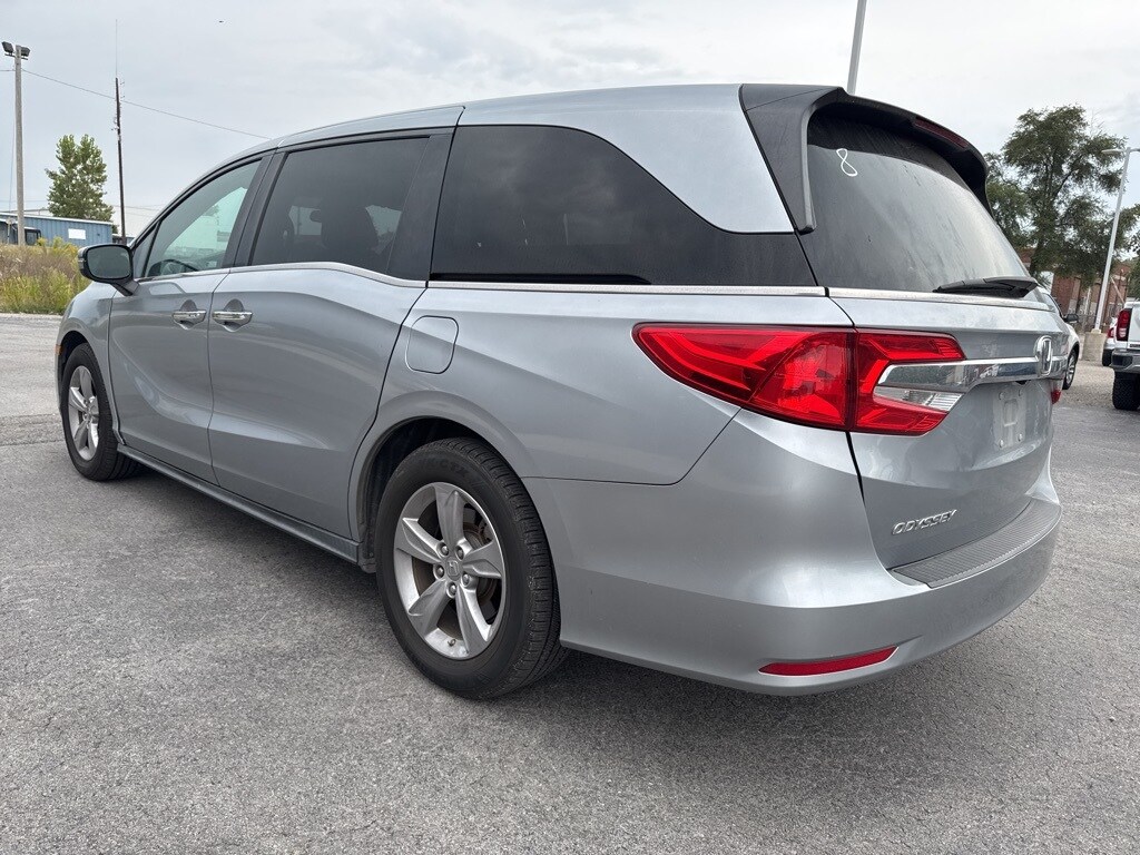 2019 Honda Odyssey EX photo 2