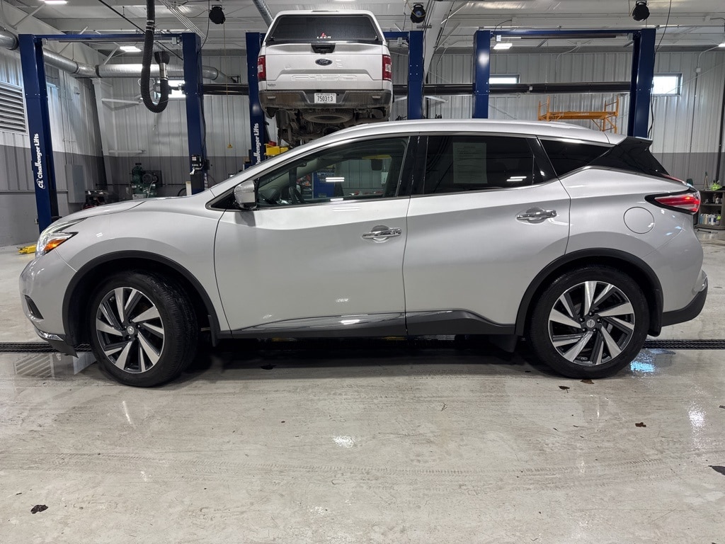 Used 2015 Nissan Murano Platinum with VIN 5N1AZ2MH7FN231121 for sale in Garrett, IN