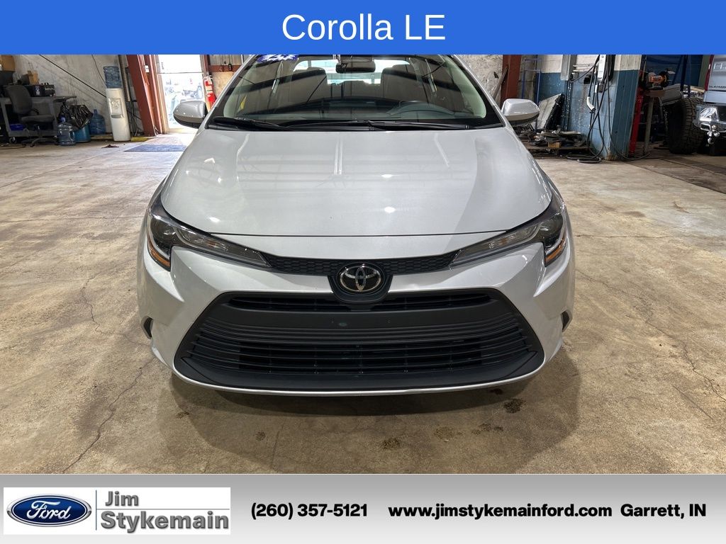 2024 Toyota Corolla LE - Photo 9