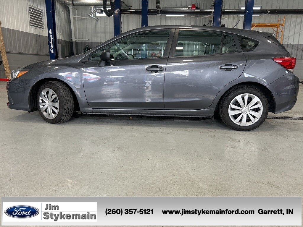 2023 Subaru Impreza Base photo 2