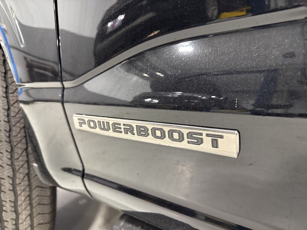 New 2025 Ford F-150 Lariat Truck SuperCrew Cab