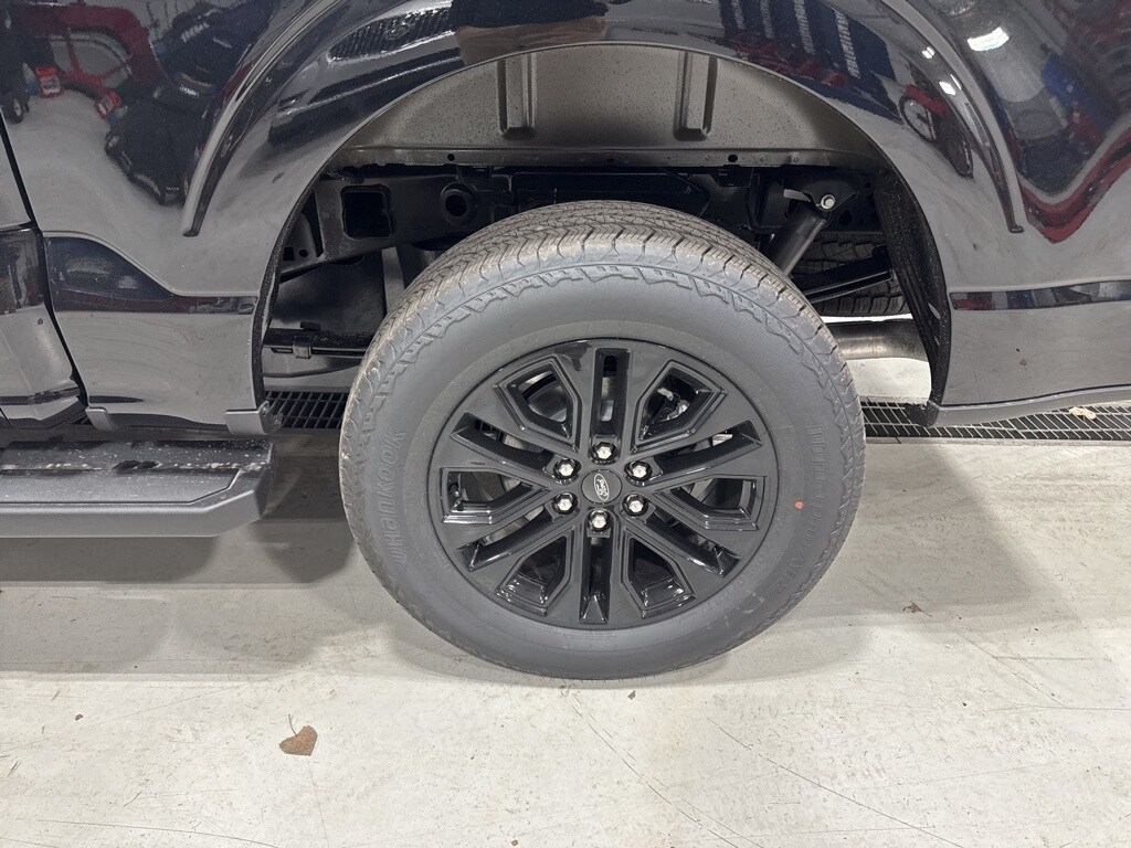 New 2025 Ford F-150 Lariat Truck SuperCrew Cab