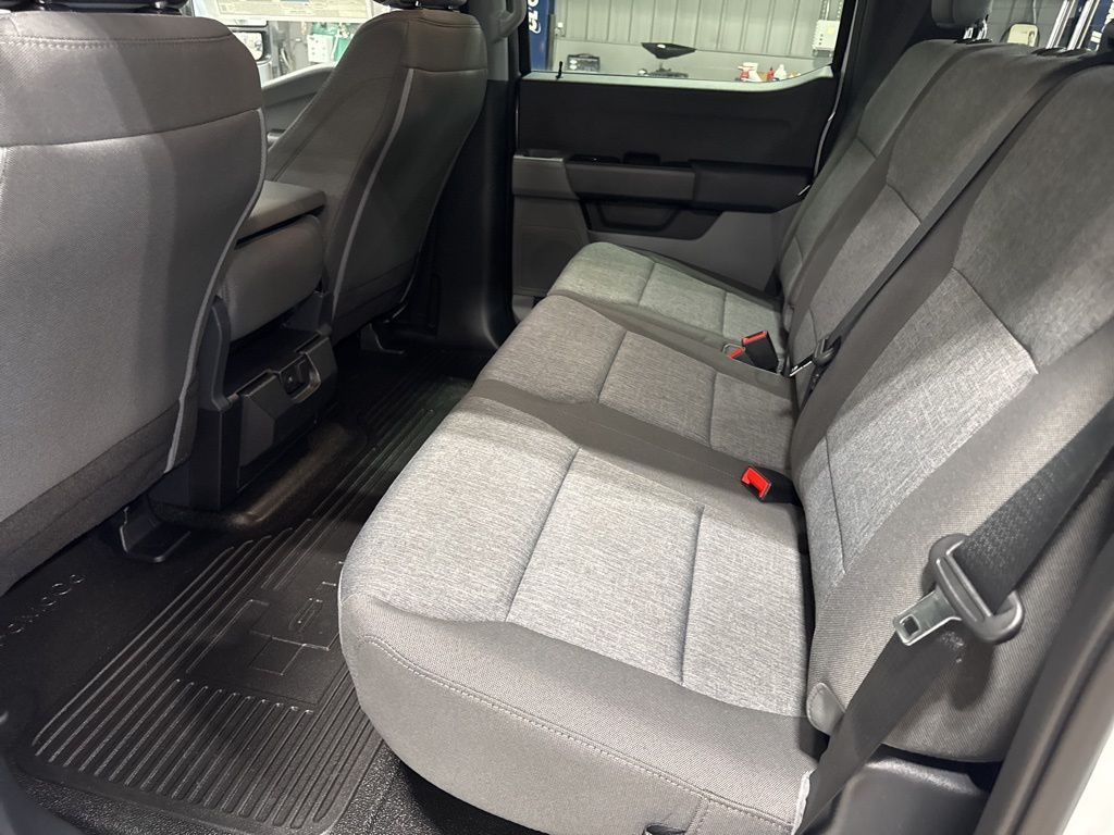 2025 Ford F-450 Super Duty Chassis Cab XL - Photo 12