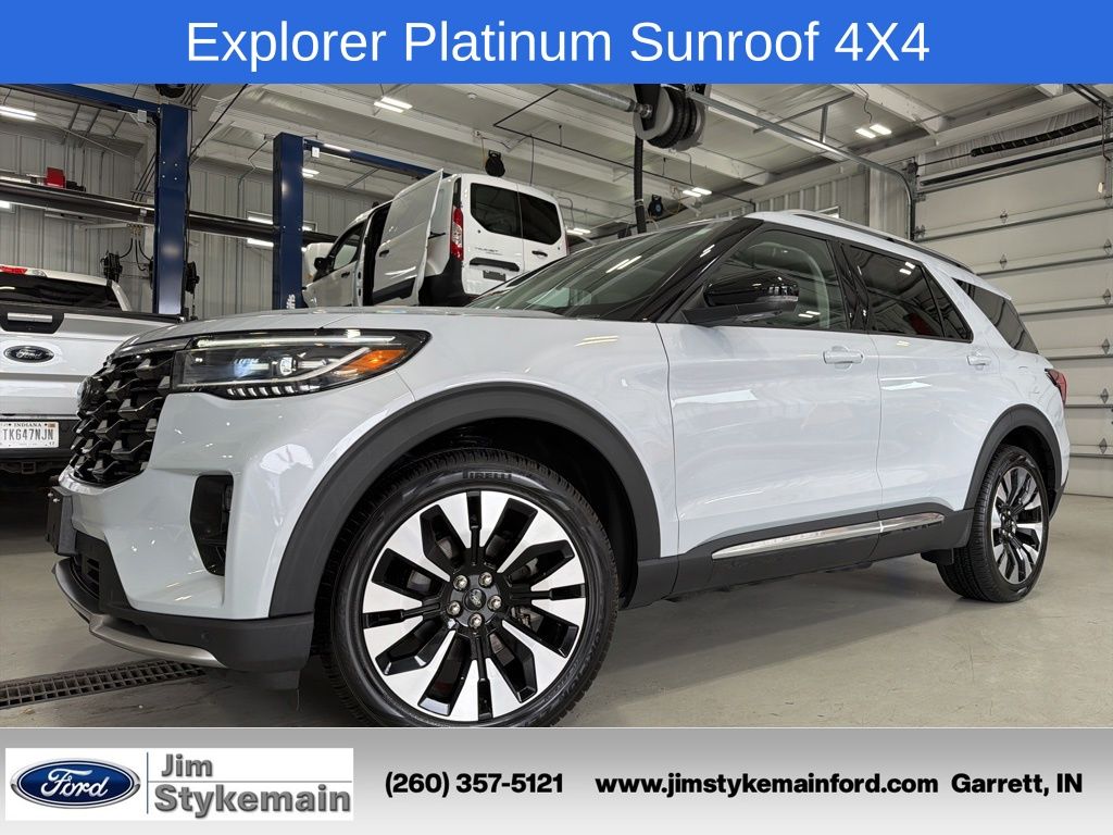 2026 Ford Explorer Platinum 4WD's photo