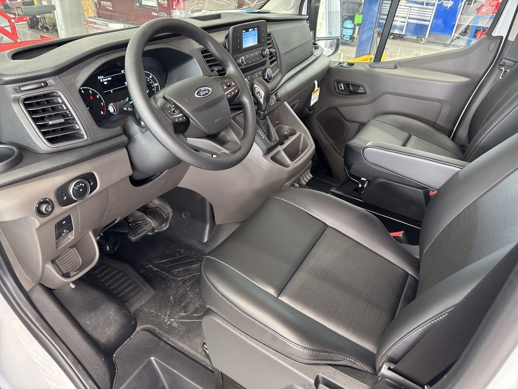 2025 Ford Transit Van Base - Photo 16