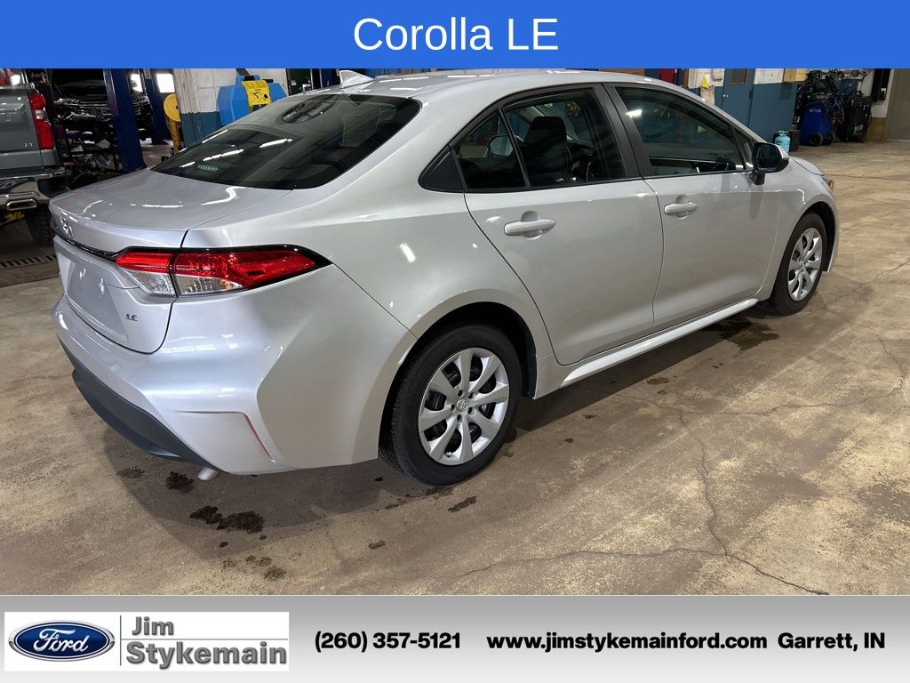 2024 Toyota Corolla LE - Photo 7