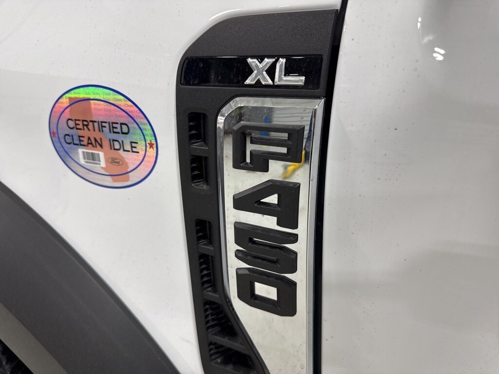 2025 Ford F-450 XL photo 4