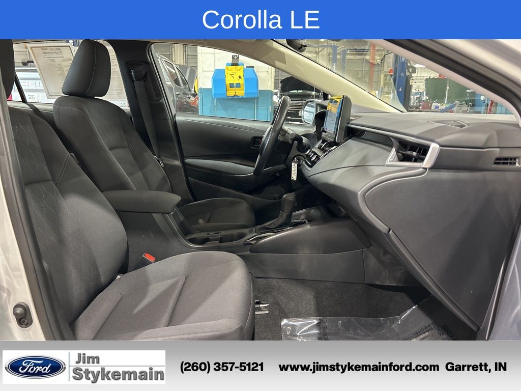 2024 Toyota Corolla LE - Photo 33