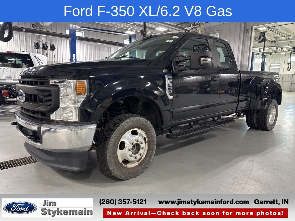 2022 Ford F-350 XL 4x4 SuperCab 8' Box DRW's photo