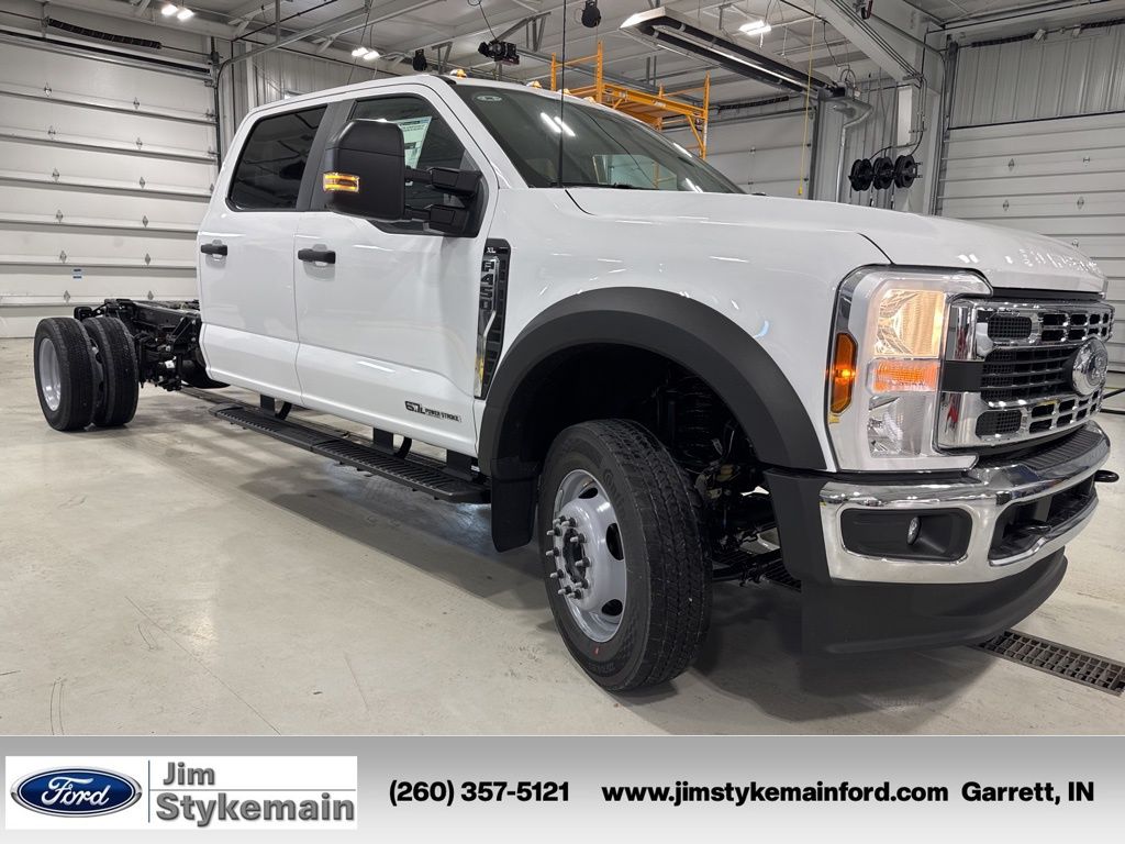 2025 Ford F-450 Super Duty Chassis Cab XL - Photo 10