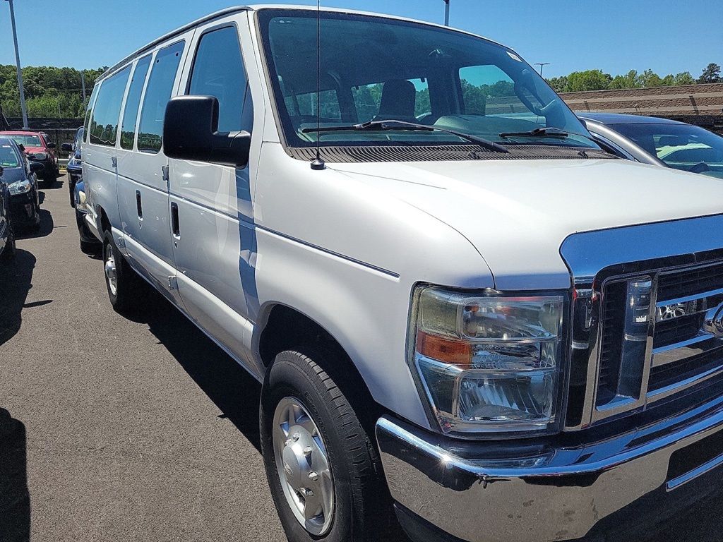 2012 Ford E-Series E-350 XLT Super Duty Extended's photo