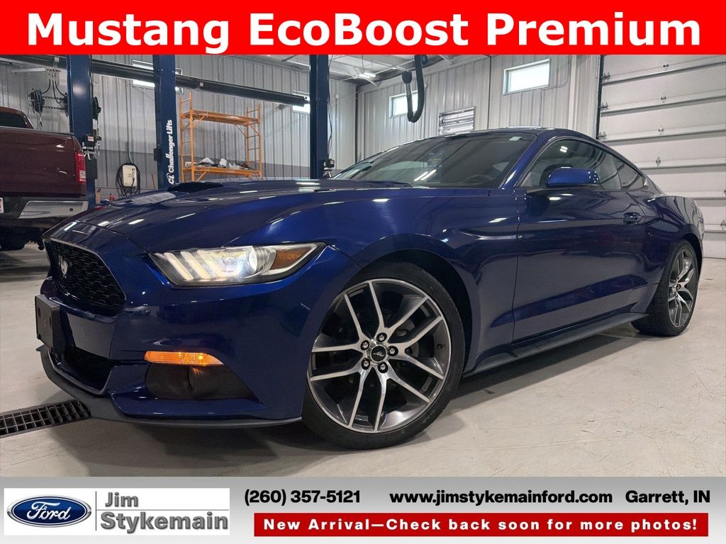 2015 Ford Mustang EcoBoost Coupe Premium's photo