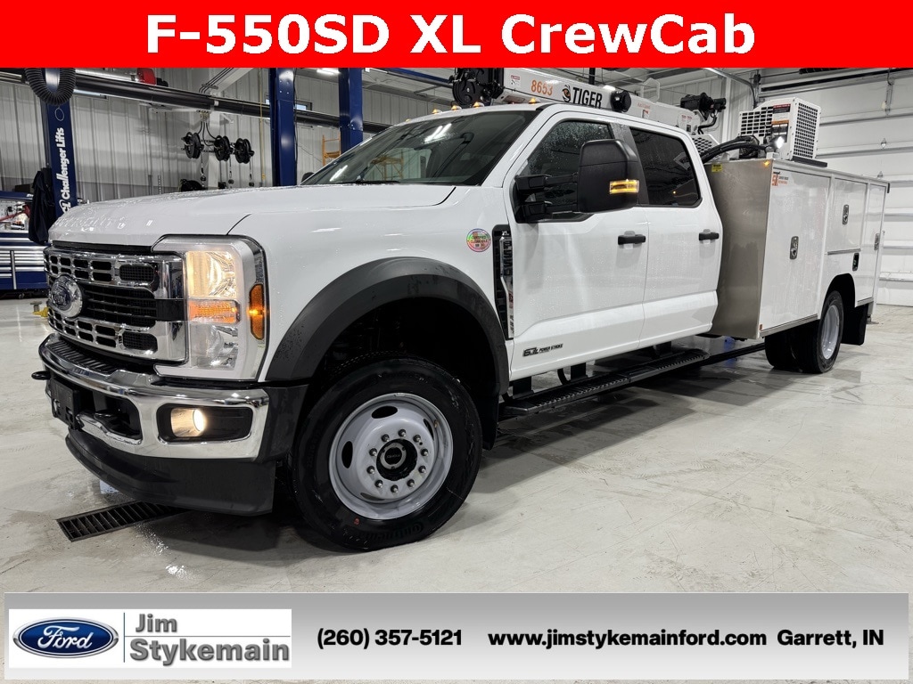 2026 Ford F-550 Super Duty Chassis Cab XL's photo