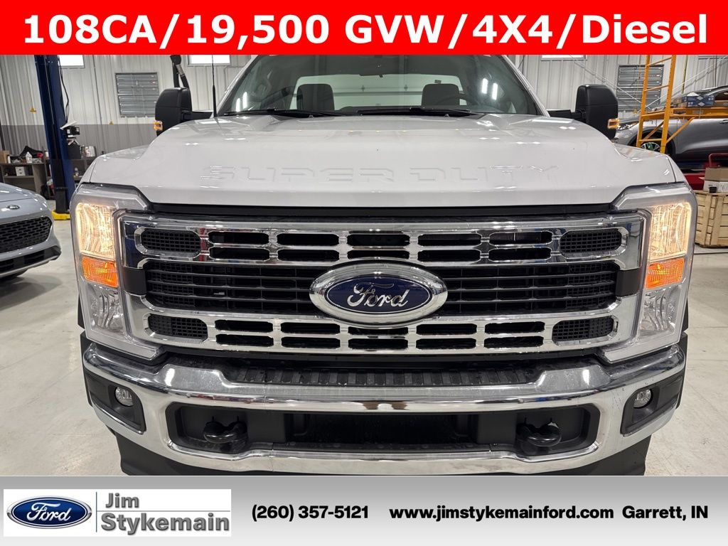 2025 Ford F-550 Super Duty Chassis Cab XL - Photo 8