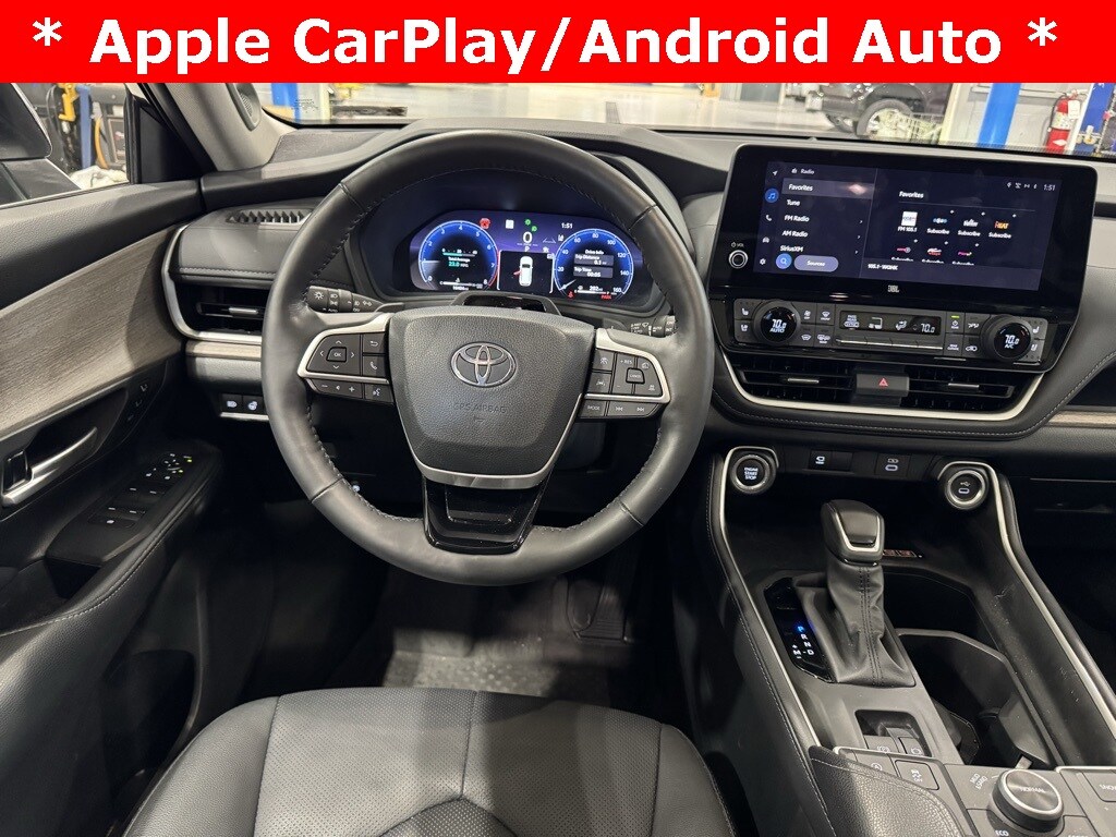 2024 Toyota Grand Highlander Platinum photo 2