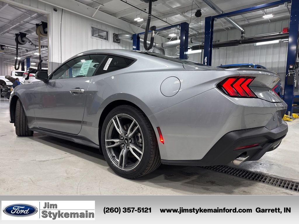 2025 Ford Mustang EcoBoost Premium Fastback - Photo 5