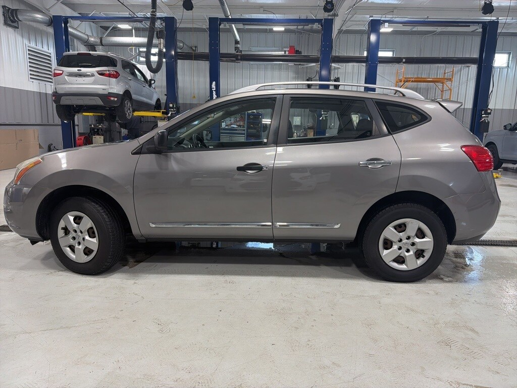 Used 2015 Nissan Rogue Select S SUV