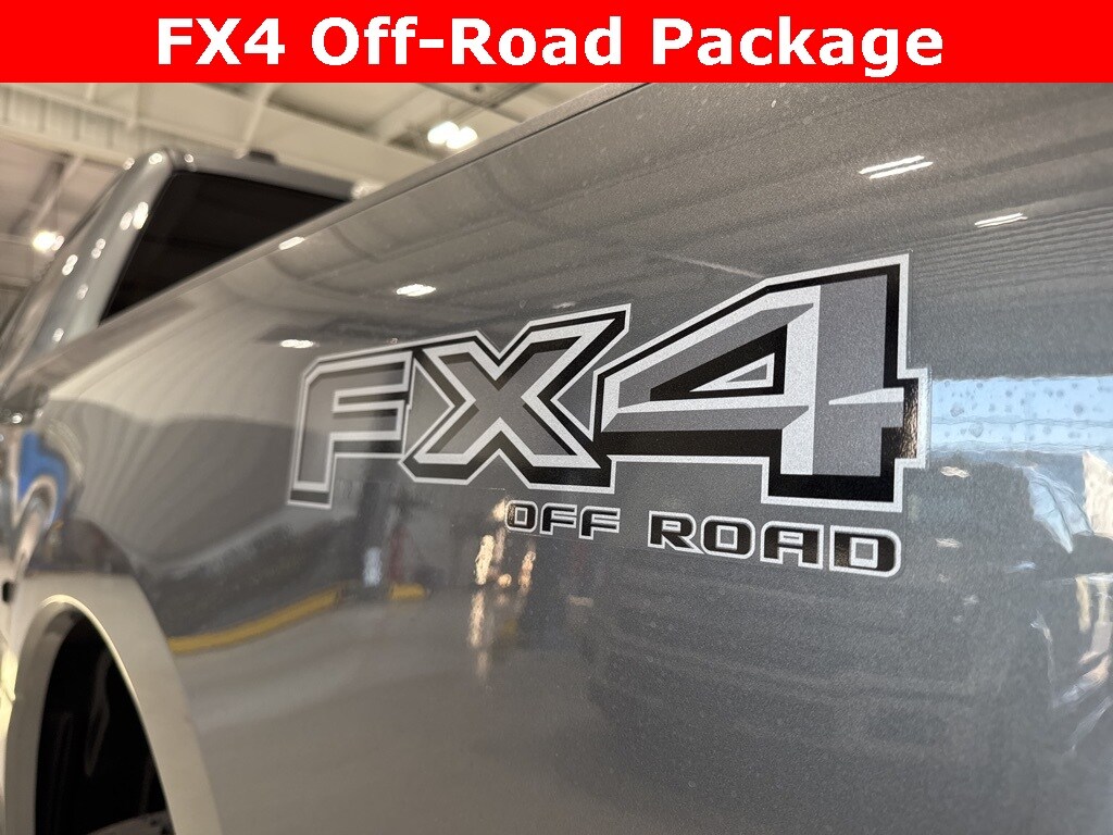 2026 Ford F-350 XLT photo 3