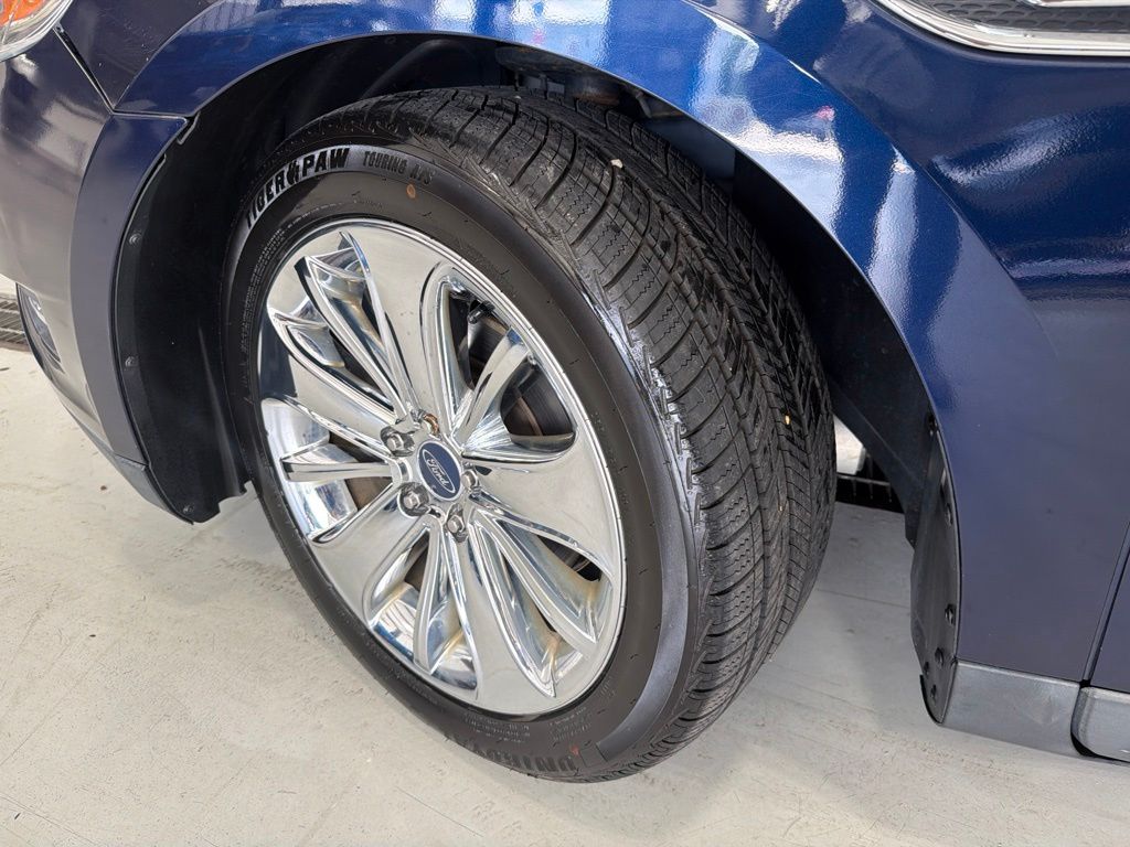 Used 2011 Ford Taurus Limited with VIN 1FAHP2FW6BG186746 for sale in Garrett, IN