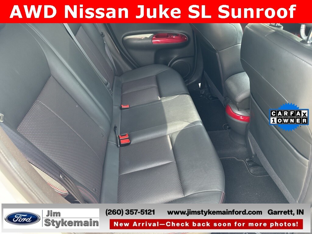 2016 Nissan Juke SL photo 3