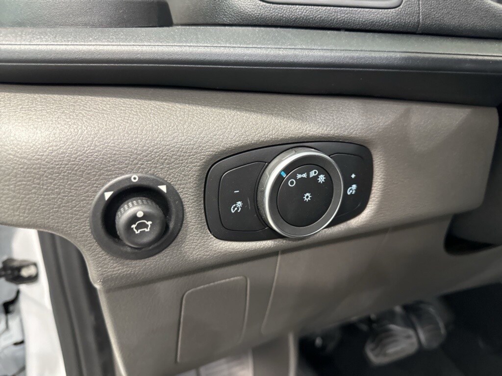 2024 Ford Transit photo 3