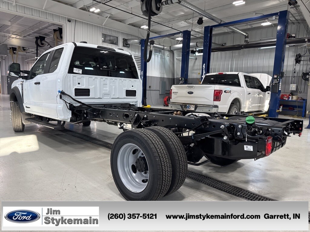 2026 Ford F-550 XL photo 2