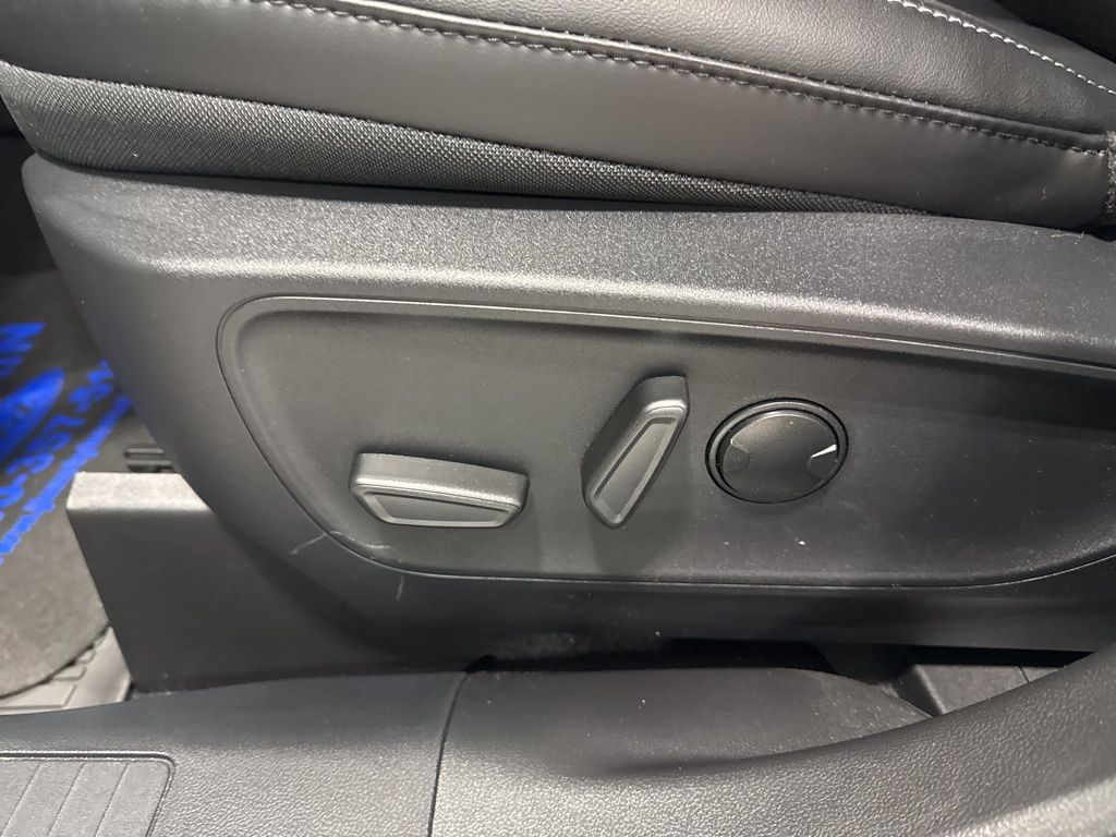 2025 Ford Escape Plug-in hybrid PHEV - Photo 17