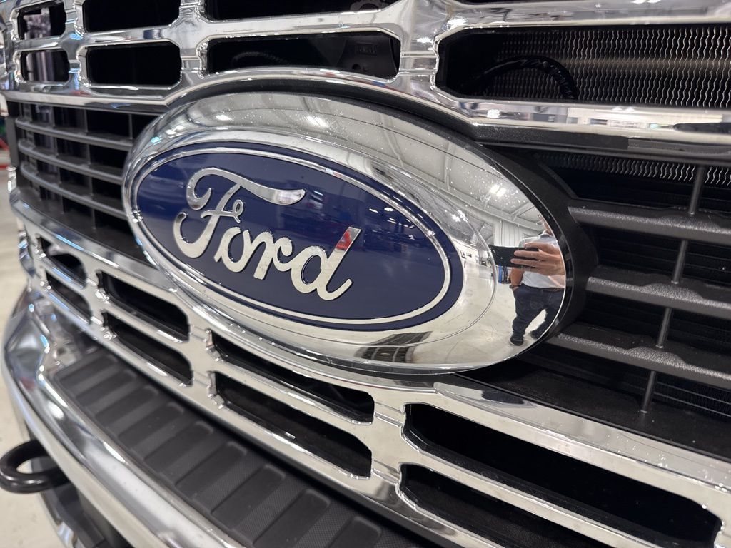 2026 Ford F-600 Super Duty Chassis Cab XL - Photo 10